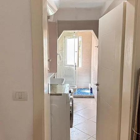 Bright 50m From The Apartment Himare