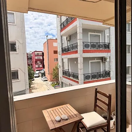 Daire Bright 50m From The