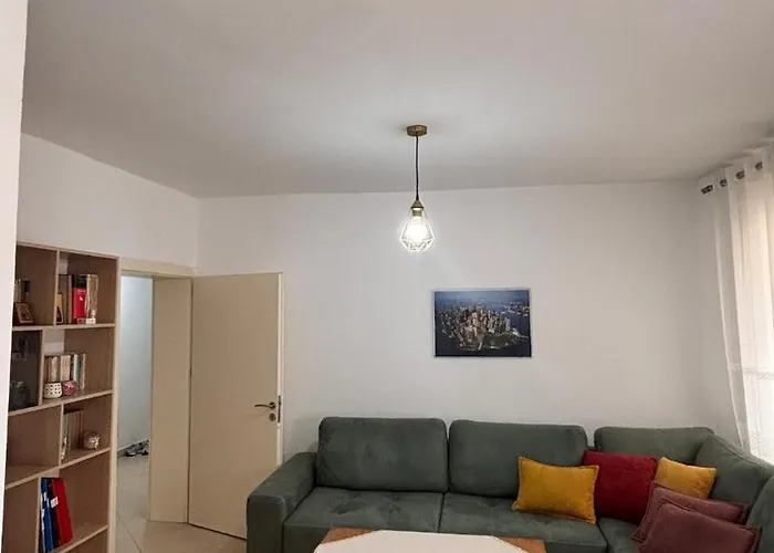 Bright 50m From The Daire *