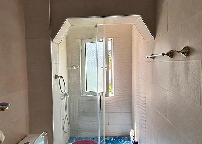 Daire Bright 50m From The